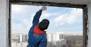 Демонтаж остекления балкона в Сердобске - цена от 565 руб. - Сварной-Срд